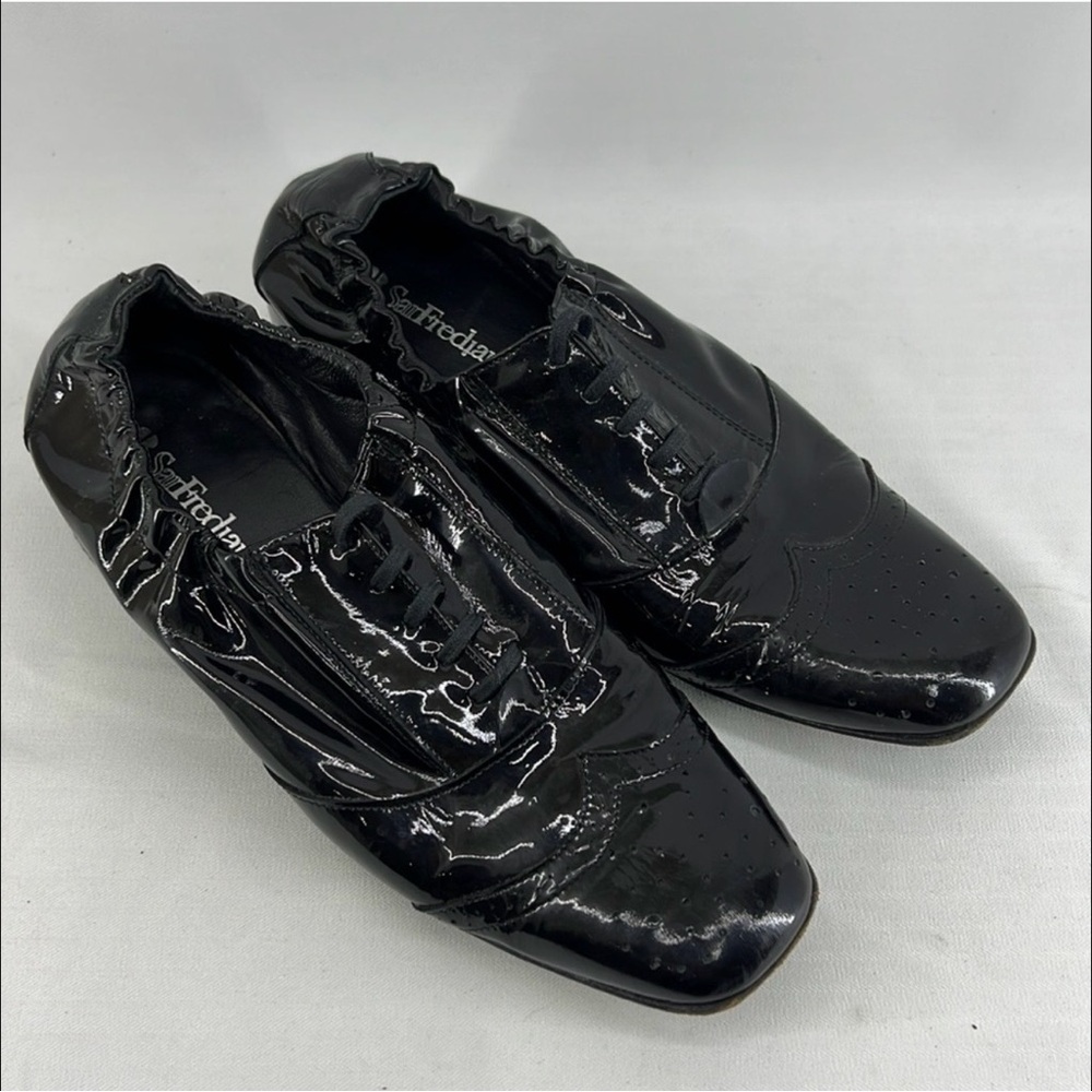 San Frediano Sleek Black Patent Leather Oxfords